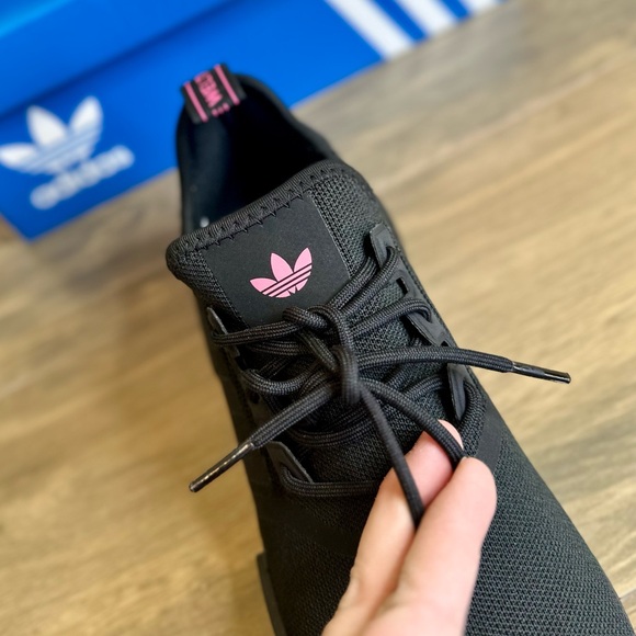 NEW! Adidas Black & Pink NMD_R1 Sneakers - Picture 9 of 17
